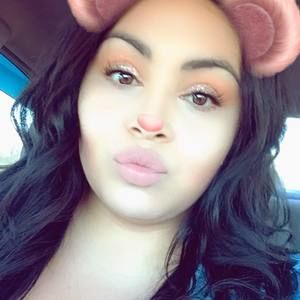 Meet your Posher, Mayra